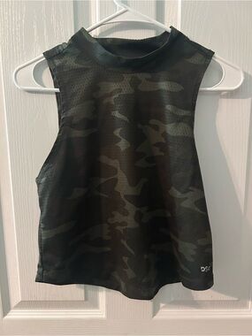 DSG Workout Top Size XS